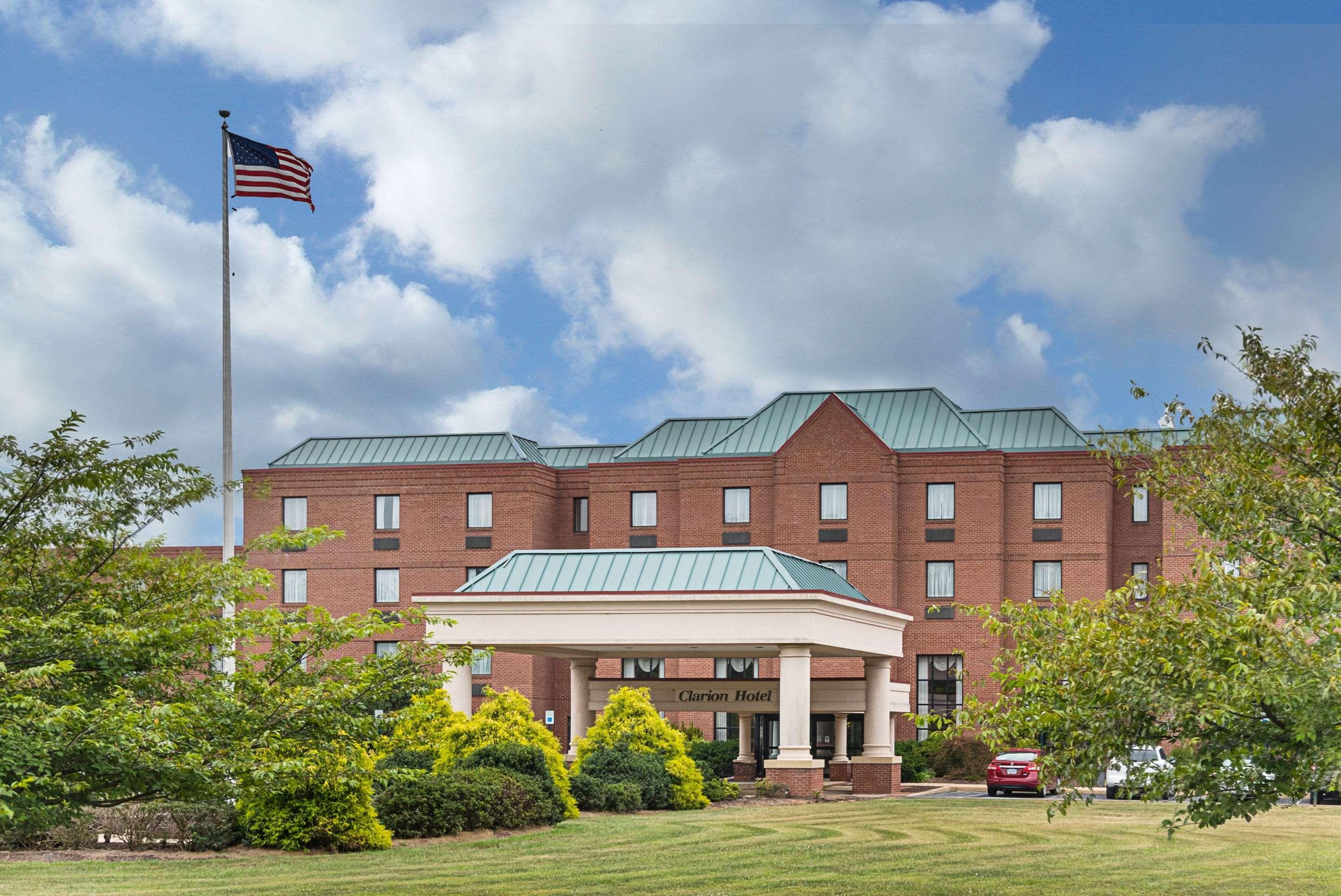 Clarion Hotel y Centro de Conferencias Shepherdstown Exterior foto